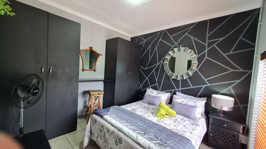 10 Bedroom Property for Sale in Dana Bay Western Cape